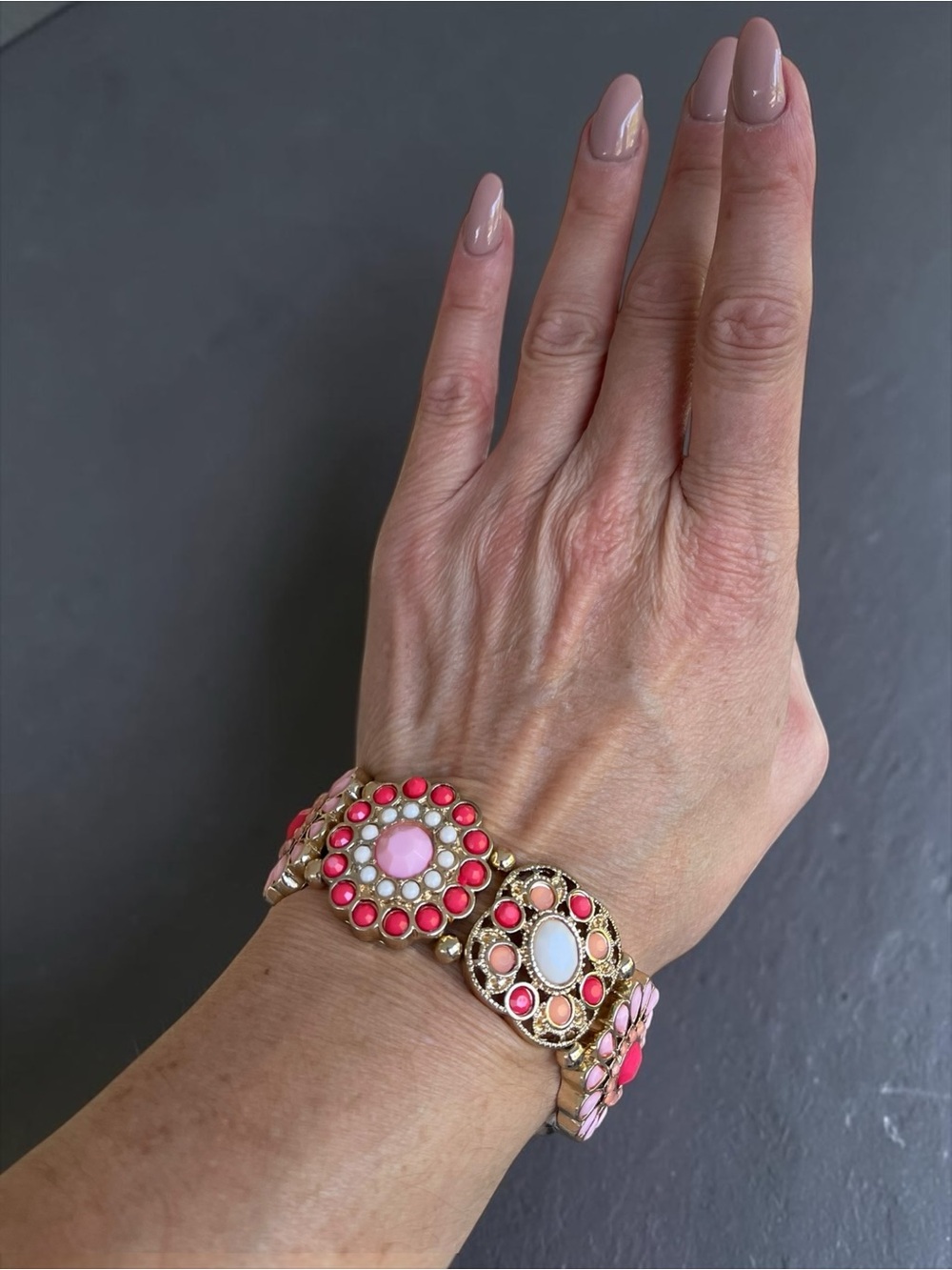 Vintage Coral Pink Enamel Floral Link Gold Tone Statement Stretch Bracelet